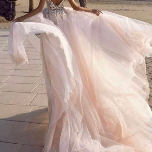 Luxurious Princess Style Wedding Dressππβ¨Brand New, Designed In Turkeyππβ¨ - Picture 5 of 7